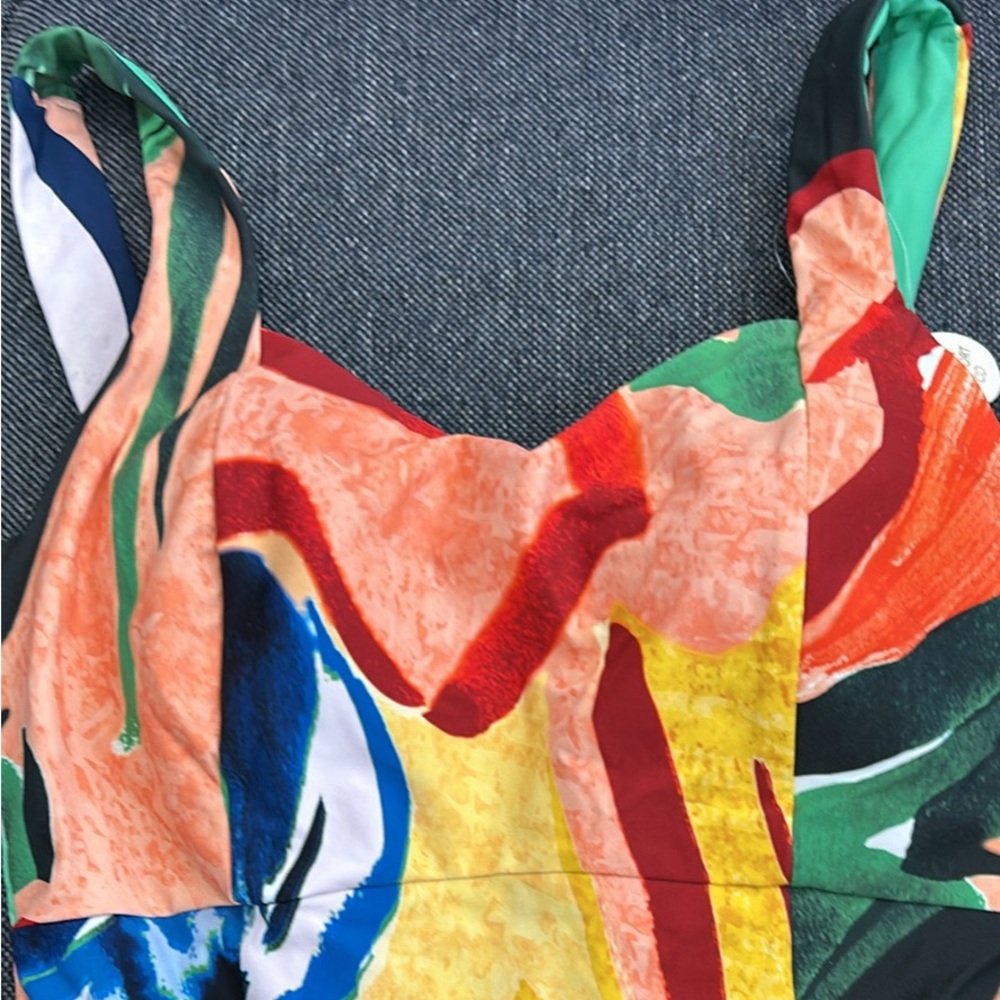 Women’s New Swimsuit Top-Med